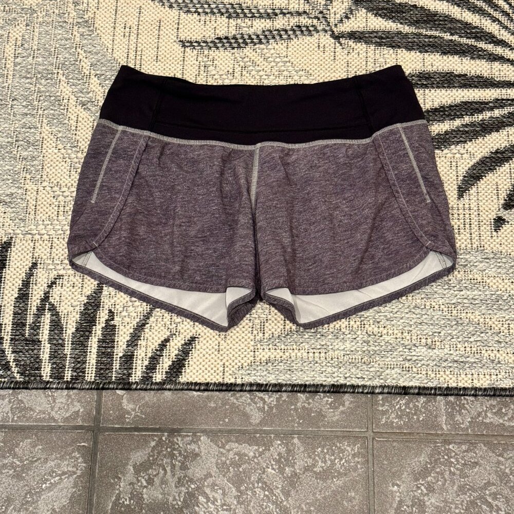 Lululemon Women's Speed Up Mid-Rise Lined Short Size 6 Grey Black 4" Inseam